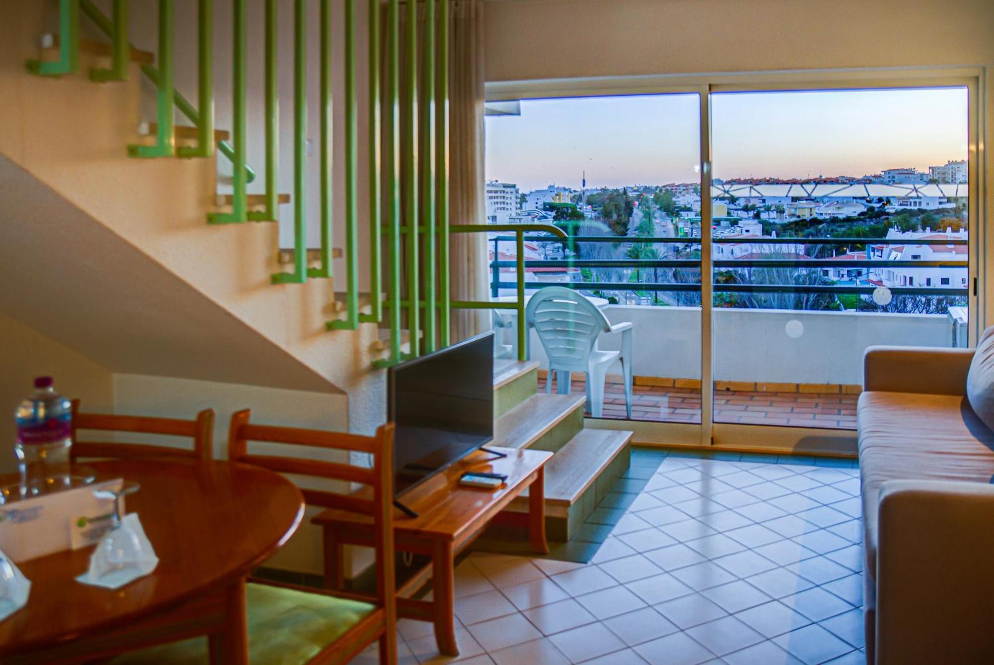 Ourabay Hotel Apartamento - Art & Holidays Albufeira Værelse billede